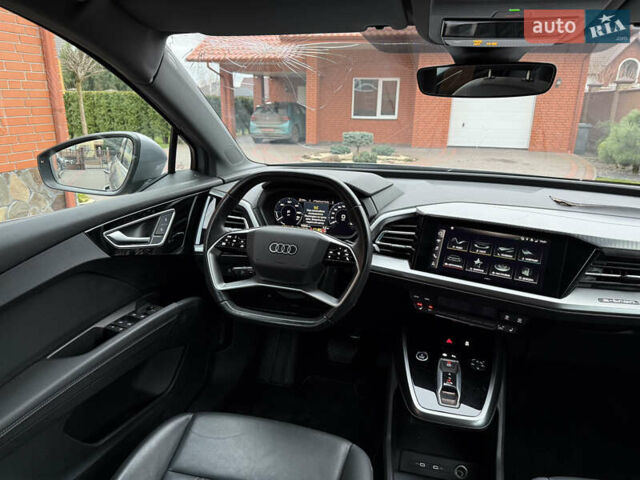 Серый Ауди Q4 e-tron, объемом двигателя 0 л и пробегом 50 тыс. км за 16900 $, фото 37 на Automoto.ua