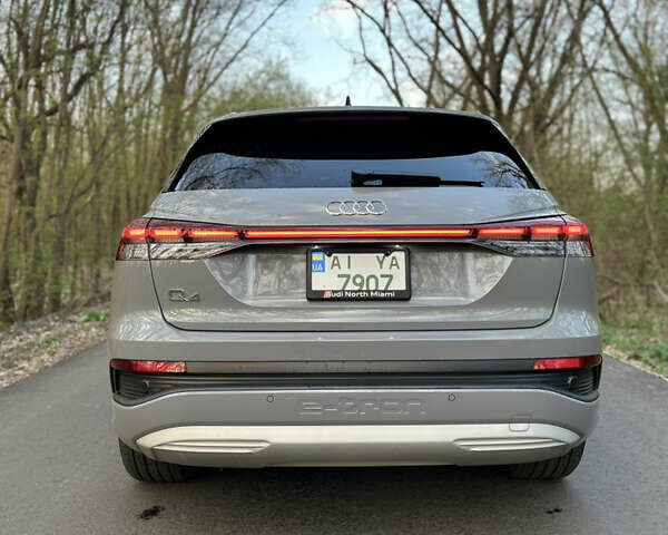 Сірий Ауді Q4 e-tron, об'ємом двигуна 0 л та пробігом 20 тис. км за 28800 $, фото 11 на Automoto.ua