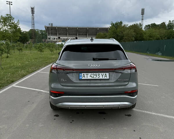 Сірий Ауді Q4 e-tron, об'ємом двигуна 0 л та пробігом 9 тис. км за 45300 $, фото 7 на Automoto.ua