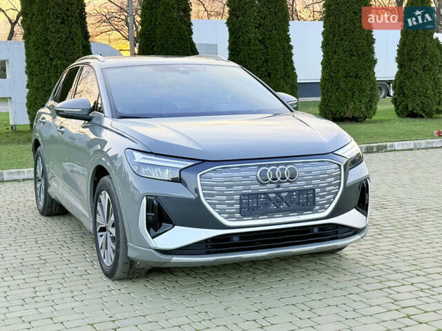 Серый Ауди Q4 e-tron, объемом двигателя 0 л и пробегом 55 тыс. км за 27500 $, фото 9 на Automoto.ua
