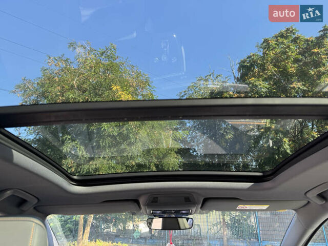 Серый Ауди Q4 e-tron, объемом двигателя 0 л и пробегом 32 тыс. км за 27500 $, фото 15 на Automoto.ua