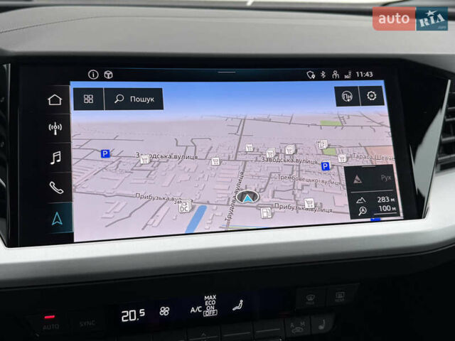 Сірий Ауді Q4 e-tron, об'ємом двигуна 0 л та пробігом 25 тис. км за 29790 $, фото 45 на Automoto.ua