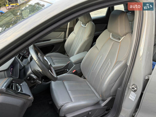 Сірий Ауді Q4 e-tron, об'ємом двигуна 0 л та пробігом 11 тис. км за 30000 $, фото 19 на Automoto.ua
