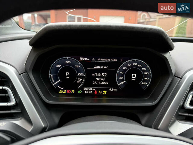 Серый Ауди Q4 e-tron, объемом двигателя 0 л и пробегом 50 тыс. км за 16900 $, фото 40 на Automoto.ua