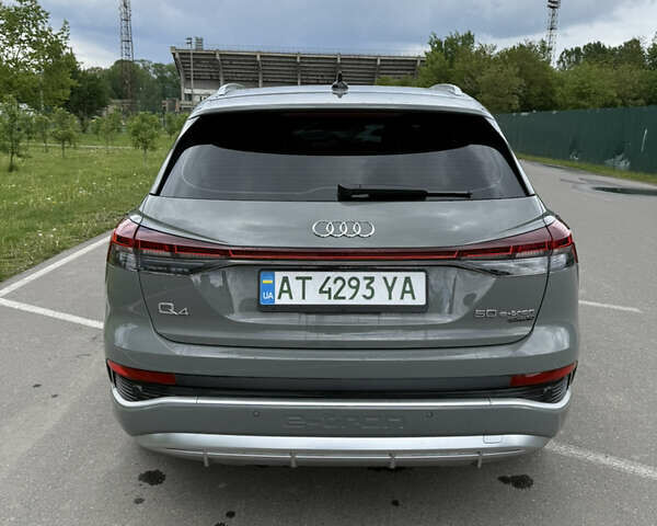 Сірий Ауді Q4 e-tron, об'ємом двигуна 0 л та пробігом 9 тис. км за 45300 $, фото 4 на Automoto.ua