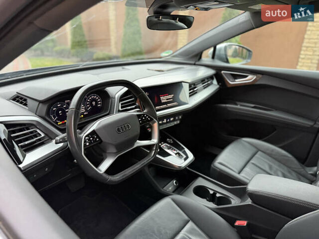Серый Ауди Q4 e-tron, объемом двигателя 0 л и пробегом 50 тыс. км за 16900 $, фото 26 на Automoto.ua