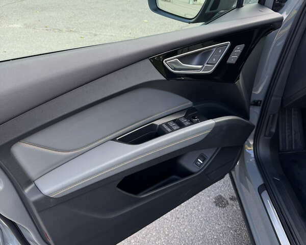 Ауді Q4 e-tron 2024 у Дніпро (Дніпропетровську) на Automoto.ua Сірий Ауді Q4 e-tron, об'ємом двигуна 0 л та пробігом 15 тис. км за 30500 $, фото 11 на Automoto.ua