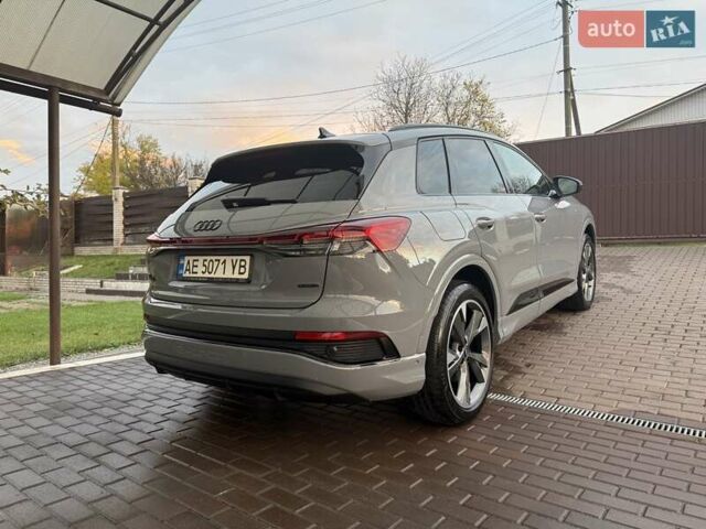 Серый Ауди Q4 e-tron, объемом двигателя 0 л и пробегом 2 тыс. км за 38200 $, фото 11 на Automoto.ua