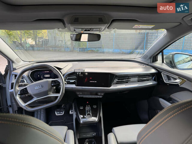 Ауді Q4 e-tron 2024 у Дніпро (Дніпропетровську) на Automoto.ua Сірий Ауді Q4 e-tron, об'ємом двигуна 0 л та пробігом 15 тис. км за 30500 $, фото 13 на Automoto.ua
