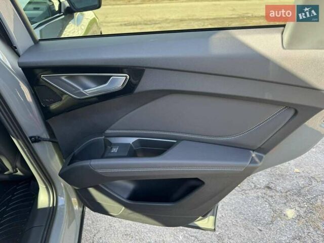 Ауді Q4 e-tron 2024 у Києві на Automoto.ua Сірий Ауді Q4 e-tron, об'ємом двигуна 0 л та пробігом 3 тис. км за 31500 $, фото 5 на Automoto.ua