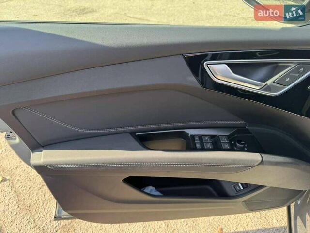 Ауді Q4 e-tron 2024 у Києві на Automoto.ua Сірий Ауді Q4 e-tron, об'ємом двигуна 0 л та пробігом 3 тис. км за 31500 $, фото 4 на Automoto.ua