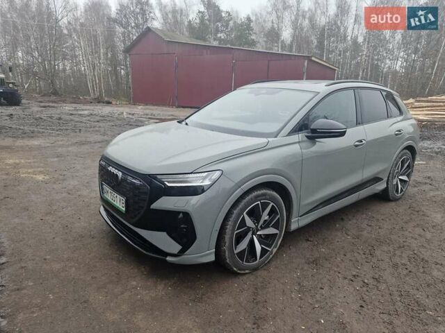 Сірий Ауді Q4 e-tron, об'ємом двигуна 0 л та пробігом 38 тис. км за 38000 $, фото 1 на Automoto.ua
