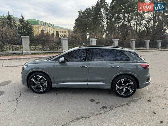 Сірий Ауді Q4 e-tron, об'ємом двигуна 0 л та пробігом 11 тис. км за 35500 $, фото 6 на Automoto.ua