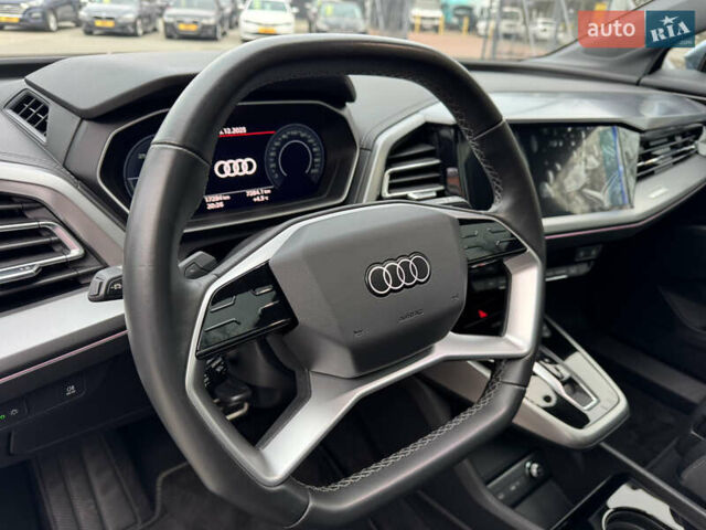Серый Ауди Q4 e-tron, объемом двигателя 0 л и пробегом 17 тыс. км за 29500 $, фото 5 на Automoto.ua
