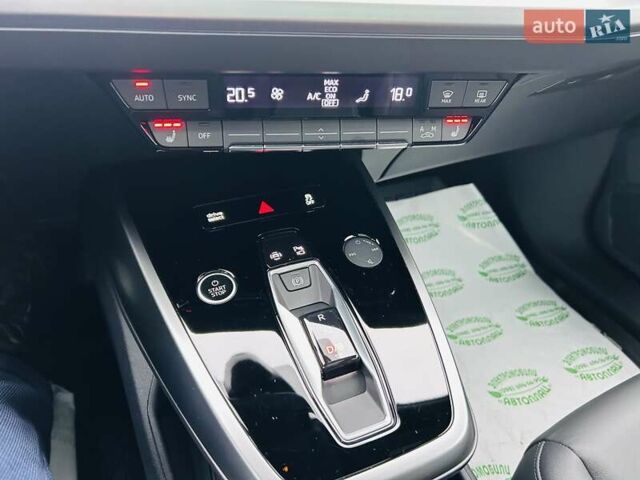 Сірий Ауді Q4 e-tron, об'ємом двигуна 0 л та пробігом 5 тис. км за 39999 $, фото 6 на Automoto.ua