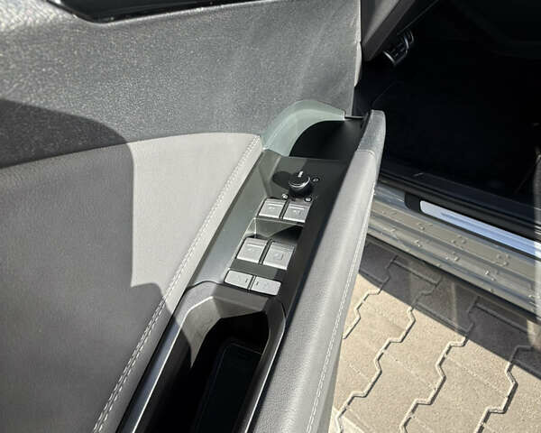Серый Ауди Q4 e-tron, объемом двигателя 0 л и пробегом 27 тыс. км за 33500 $, фото 17 на Automoto.ua