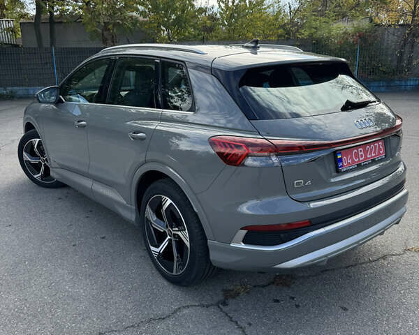 Ауді Q4 e-tron 2024 у Дніпро (Дніпропетровську) на Automoto.ua Сірий Ауді Q4 e-tron, об'ємом двигуна 0 л та пробігом 15 тис. км за 30500 $, фото 3 на Automoto.ua