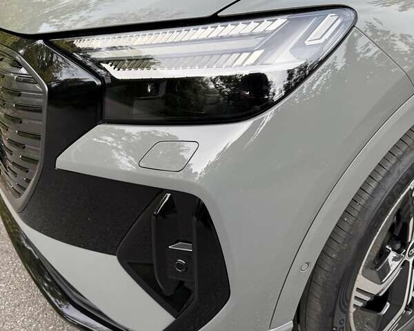 Ауди Q4 e-tron 2025 в Киеве на Automoto.ua Серый Ауди Q4 e-tron, объемом двигателя 0 л и пробегом 1 тыс. км за 42500 $, фото 13 на Automoto.ua