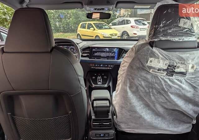 Ауді Q4 e-tron 2025 у Києві на Automoto.ua Сірий Ауді Q4 e-tron, об'ємом двигуна 0 л та пробігом 1 тис. км за 32000 $, фото 12 на Automoto.ua