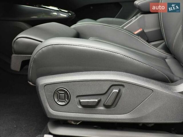 Сірий Ауді Q4 e-tron, об'ємом двигуна 0 л та пробігом 1 тис. км за 32599 $, фото 17 на Automoto.ua
