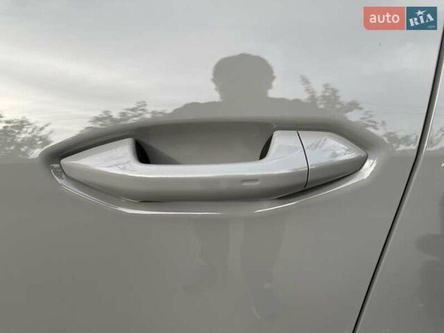 Ауди Q4 e-tron 2025 в Киеве на Automoto.ua Серый Ауди Q4 e-tron, объемом двигателя 0 л и пробегом 1 тыс. км за 42500 $, фото 16 на Automoto.ua