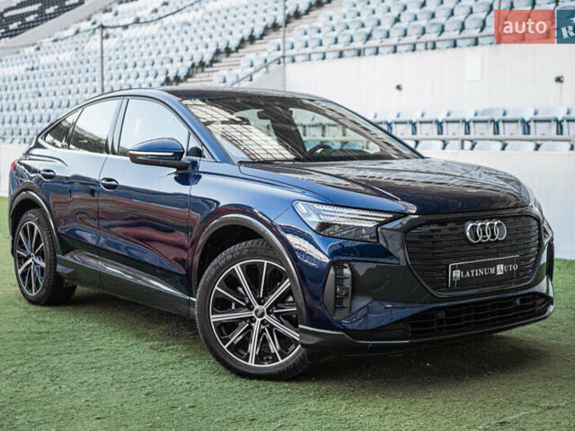 Синий Ауди Q4 e-tron, объемом двигателя 0 л и пробегом 47 тыс. км за 26400 $, фото 2 на Automoto.ua