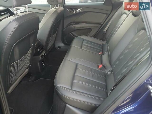 Синій Ауді Q4 e-tron, об'ємом двигуна 0 л та пробігом 85 тис. км за 21850 $, фото 30 на Automoto.ua