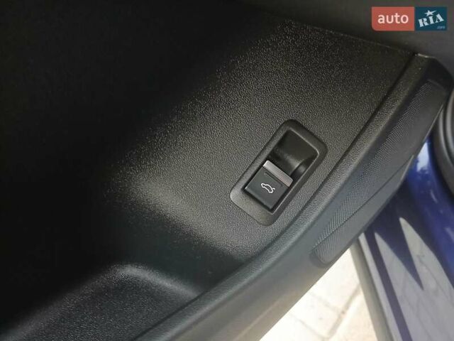 Синій Ауді Q4 e-tron, об'ємом двигуна 0 л та пробігом 85 тис. км за 21850 $, фото 26 на Automoto.ua