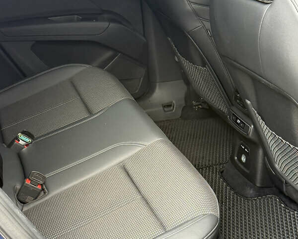 Синій Ауді Q4 e-tron, об'ємом двигуна 0 л та пробігом 89 тис. км за 26500 $, фото 7 на Automoto.ua