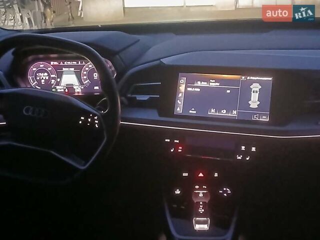 Синій Ауді Q4 e-tron, об'ємом двигуна 0 л та пробігом 85 тис. км за 21850 $, фото 1 на Automoto.ua