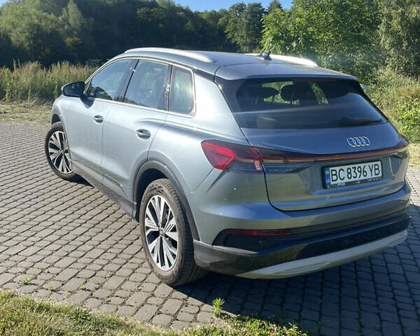 Синий Ауди Q4 e-tron, объемом двигателя 0 л и пробегом 90 тыс. км за 27000 $, фото 21 на Automoto.ua