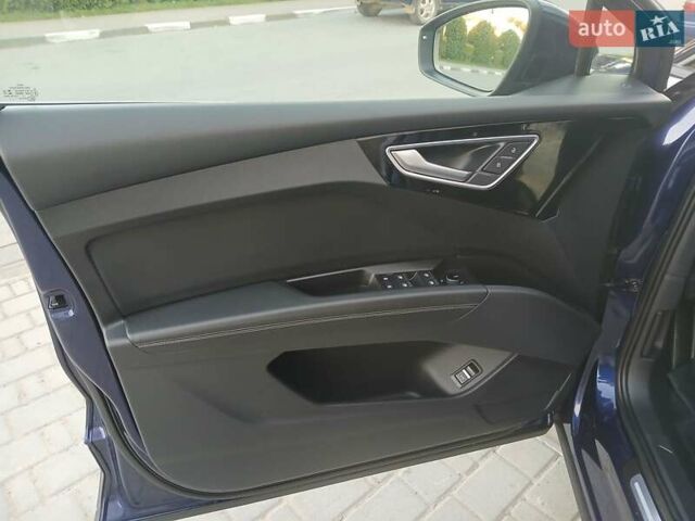 Синій Ауді Q4 e-tron, об'ємом двигуна 0 л та пробігом 85 тис. км за 21850 $, фото 34 на Automoto.ua