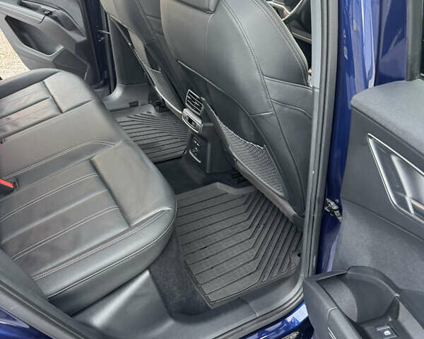 Синий Ауди Q4 e-tron, объемом двигателя 0 л и пробегом 76 тыс. км за 26800 $, фото 23 на Automoto.ua