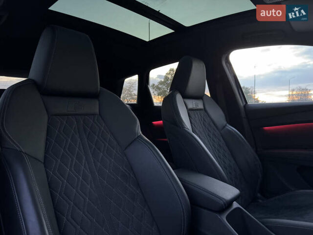 Ауди Q4 e-tron 2022 в Тернополе на Automoto.ua Синий Ауди Q4 e-tron, объемом двигателя 0 л и пробегом 97 тыс. км за 29900 $, фото 67 на Automoto.ua