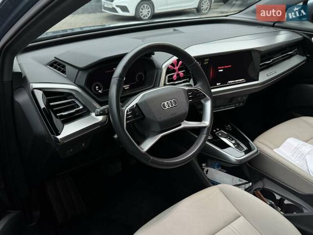 Синій Ауді Q4 e-tron, об'ємом двигуна 0 л та пробігом 38 тис. км за 33900 $, фото 9 на Automoto.ua