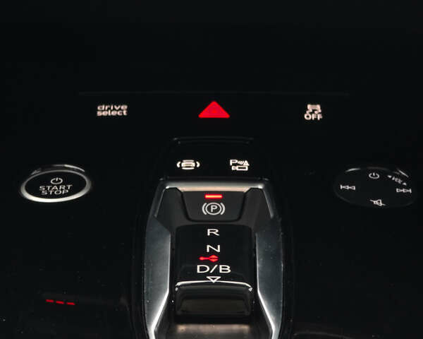 Синій Ауді Q4 e-tron, об'ємом двигуна 0 л та пробігом 59 тис. км за 26590 $, фото 23 на Automoto.ua