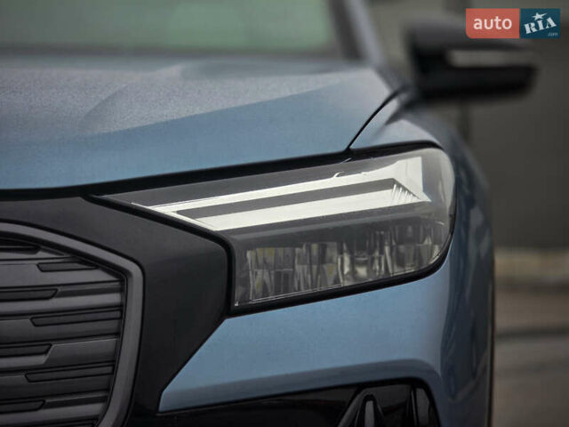 Синій Ауді Q4 e-tron, об'ємом двигуна 0 л та пробігом 59 тис. км за 26590 $, фото 7 на Automoto.ua