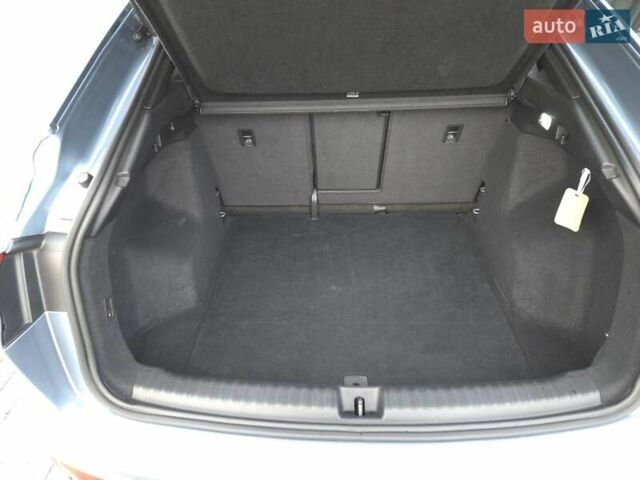 Синий Ауди Q4 e-tron, объемом двигателя 0 л и пробегом 27 тыс. км за 49000 $, фото 17 на Automoto.ua