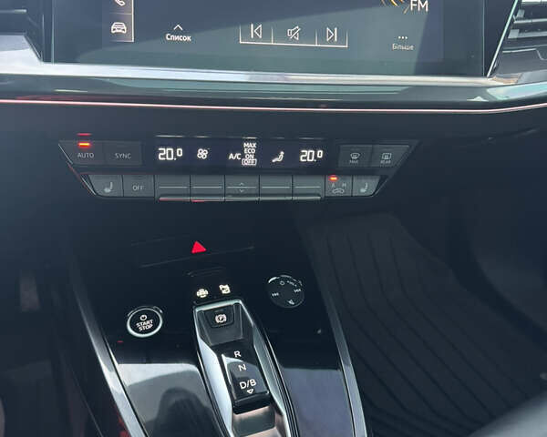 Синий Ауди Q4 e-tron, объемом двигателя 0 л и пробегом 76 тыс. км за 26800 $, фото 14 на Automoto.ua