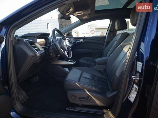 Синій Ауді Q4 e-tron, об'ємом двигуна 0 л та пробігом 63 тис. км за 43000 $, фото 1 на Automoto.ua