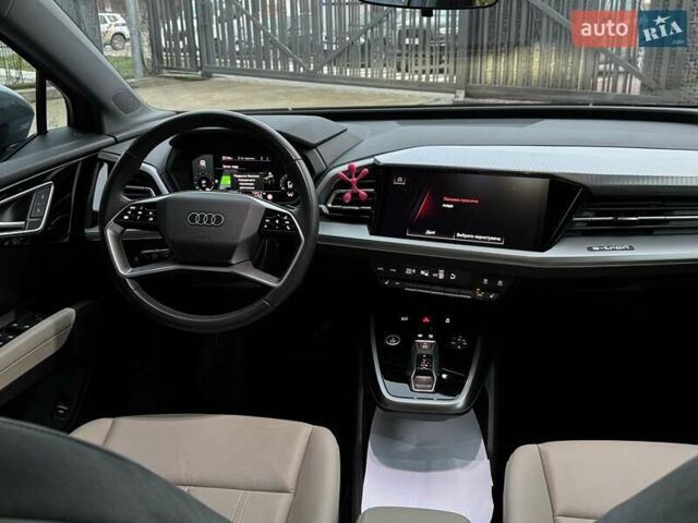 Синій Ауді Q4 e-tron, об'ємом двигуна 0 л та пробігом 38 тис. км за 33900 $, фото 25 на Automoto.ua
