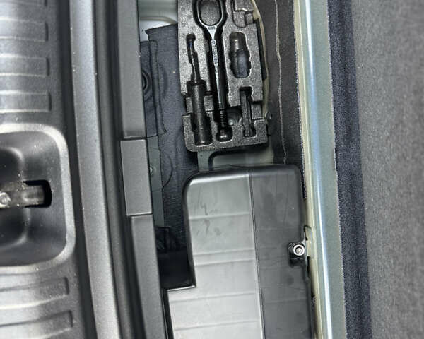 Синий Ауди Q4 e-tron, объемом двигателя 0 л и пробегом 76 тыс. км за 26800 $, фото 20 на Automoto.ua