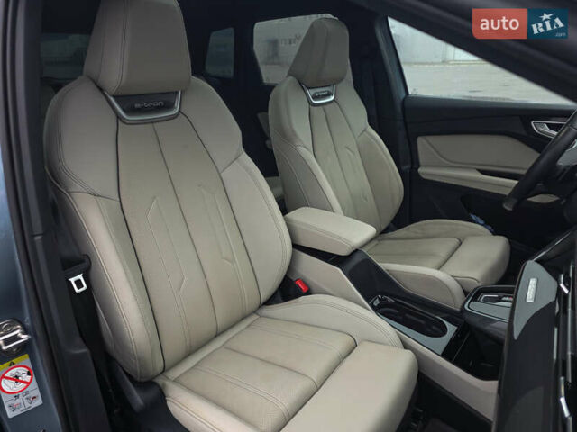 Синій Ауді Q4 e-tron, об'ємом двигуна 0 л та пробігом 59 тис. км за 26590 $, фото 13 на Automoto.ua