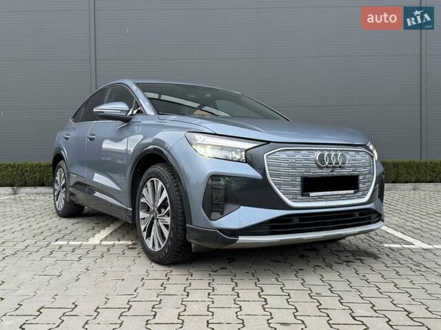 Синій Ауді Q4 e-tron, об'ємом двигуна 0 л та пробігом 38 тис. км за 33900 $, фото 2 на Automoto.ua