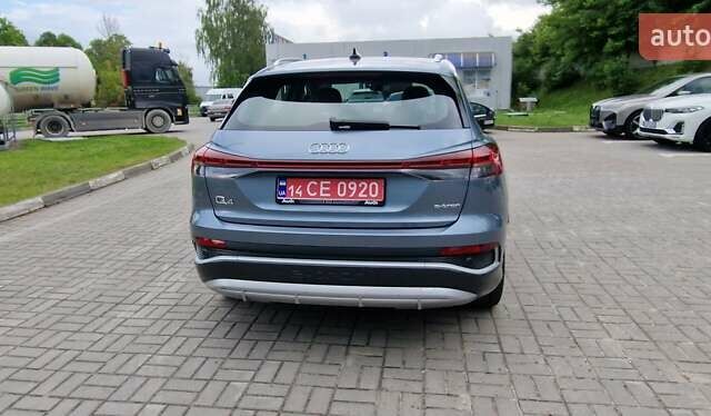 Синий Ауди Q4 e-tron, объемом двигателя 0 л и пробегом 77 тыс. км за 27999 $, фото 27 на Automoto.ua