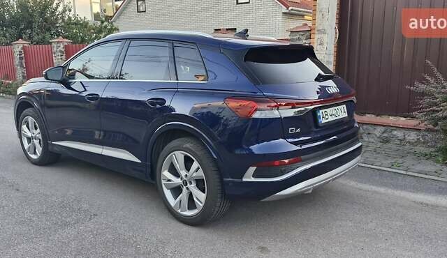 Синий Ауди Q4 e-tron, объемом двигателя 0 л и пробегом 9 тыс. км за 33900 $, фото 3 на Automoto.ua