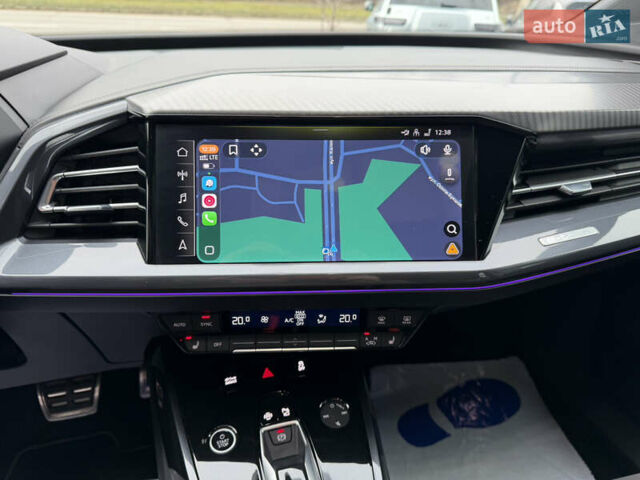 Синий Ауди Q4 e-tron, объемом двигателя 0 л и пробегом 18 тыс. км за 33000 $, фото 16 на Automoto.ua