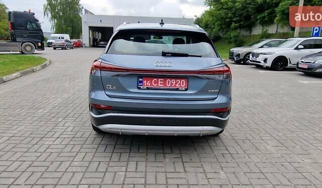 Синий Ауди Q4 e-tron, объемом двигателя 0 л и пробегом 77 тыс. км за 27999 $, фото 28 на Automoto.ua