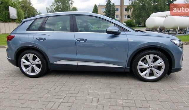 Синий Ауди Q4 e-tron, объемом двигателя 0 л и пробегом 77 тыс. км за 27999 $, фото 16 на Automoto.ua