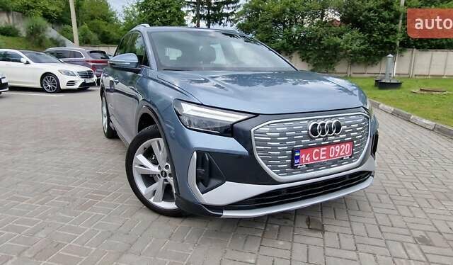 Синий Ауди Q4 e-tron, объемом двигателя 0 л и пробегом 77 тыс. км за 27999 $, фото 61 на Automoto.ua